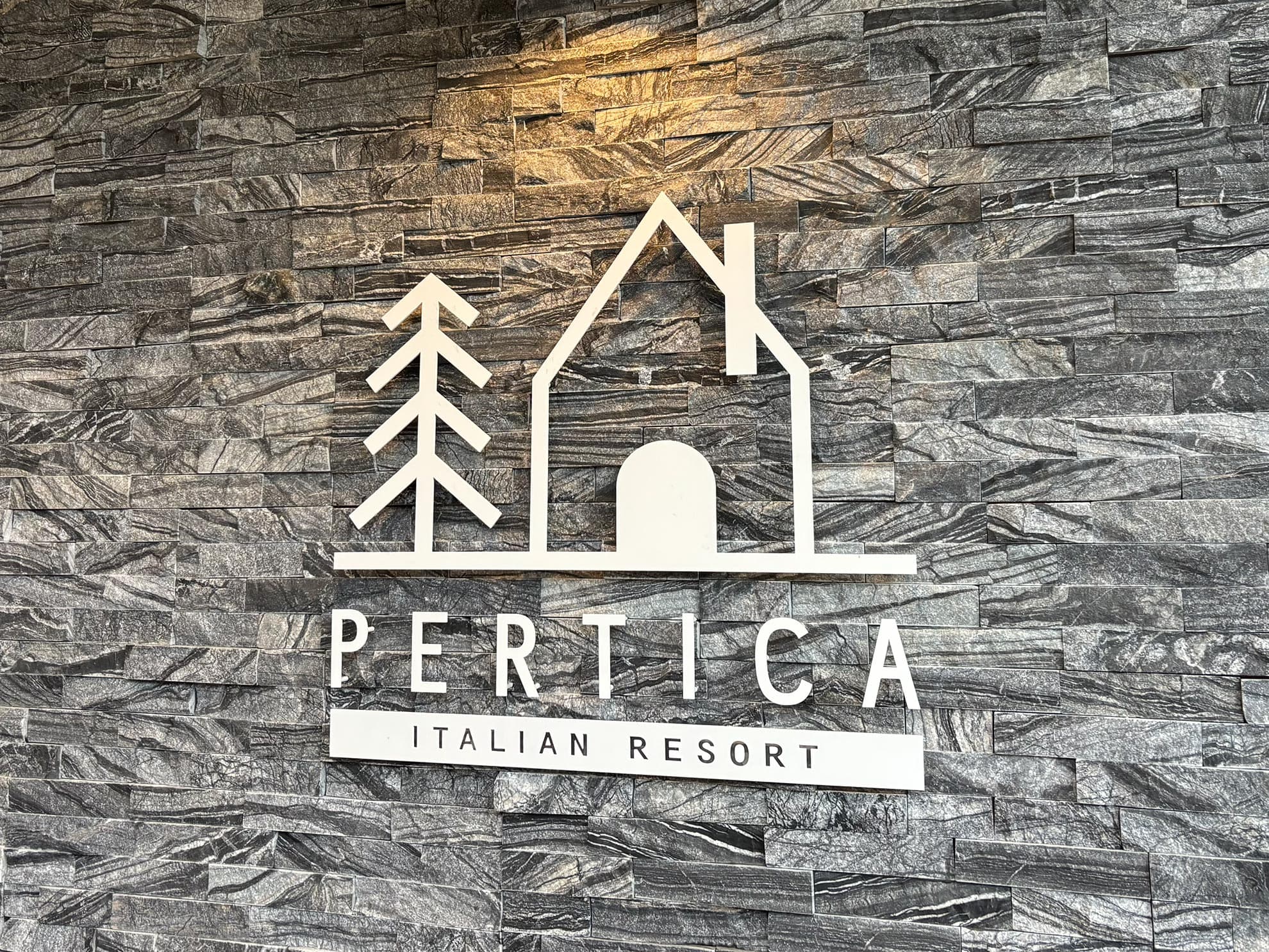 鎌倉で見つけた、心ほどけるイタリアンリゾート。「PERTICA」で親子ランチ。